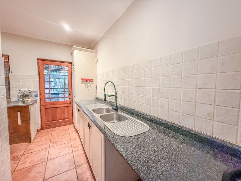 Serene Single-Level Living in an Exclusive Mtunzini Setting - Photo 8