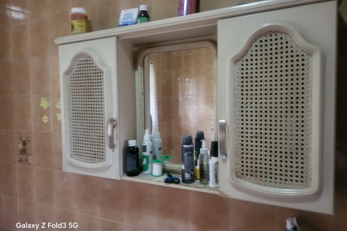 Prime Location, family home. - Photo 4