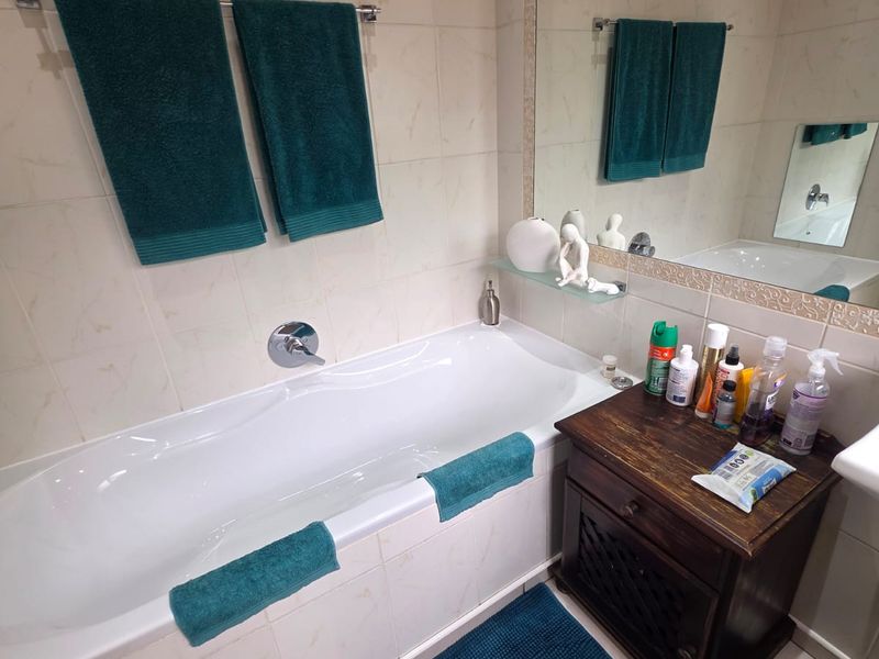 ABSOLUTELY STUNNING HOUSE FOR SALE IN SASOLBURG – SOUGHT-AFTER AREA! - Photo 5