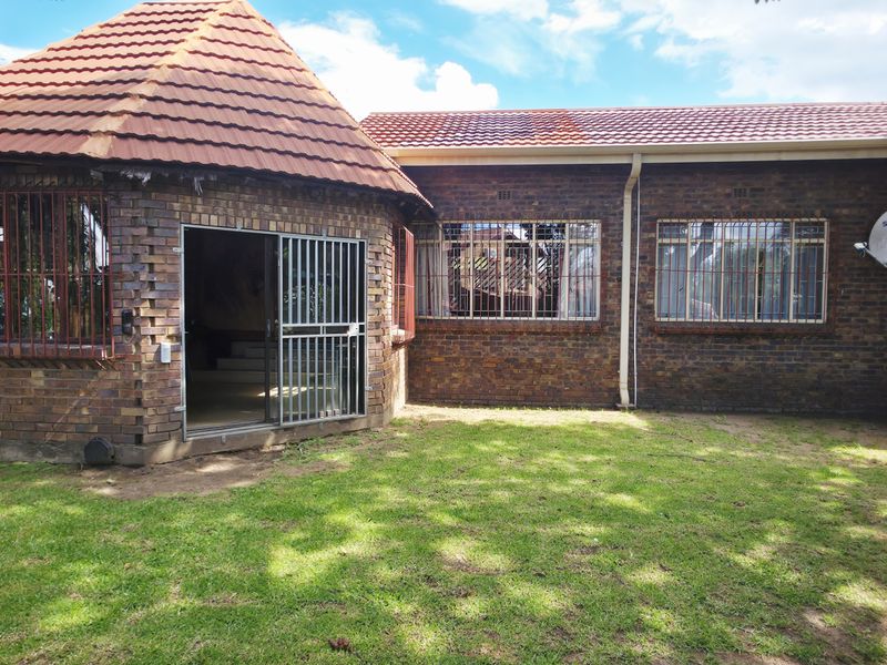 Discover the perfect blend of comfort and style - Photo 8