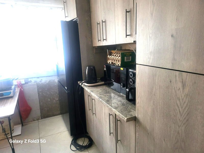 SERENE SMALL TOWN FEELING - Photo 7