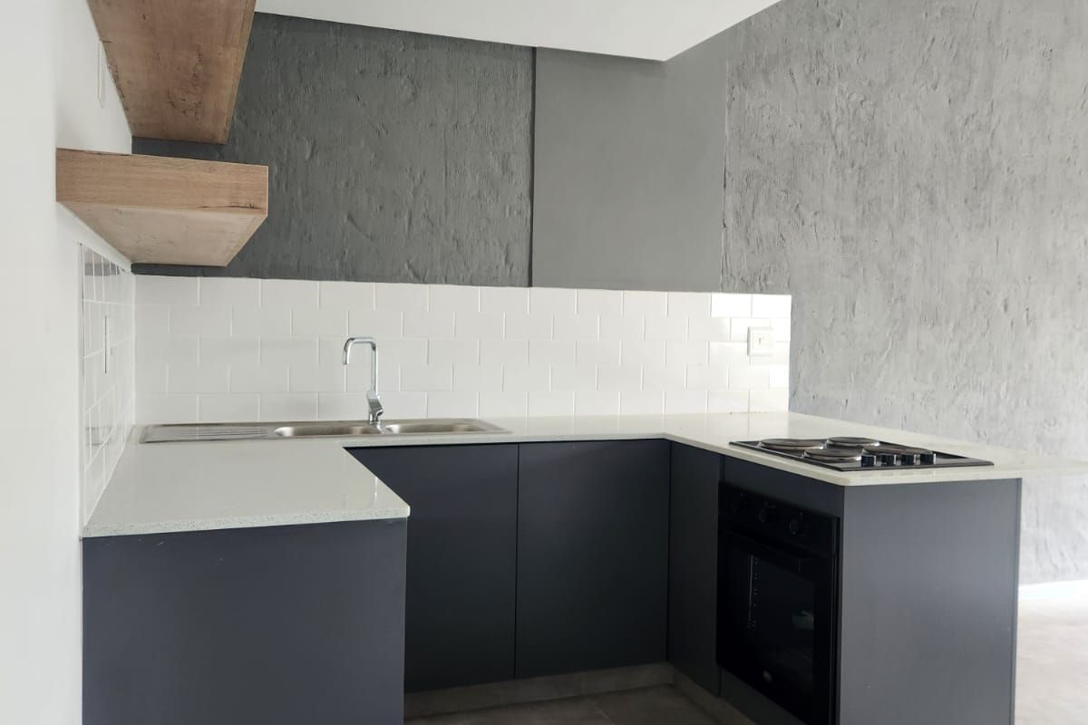 2 Bedroom/2 Bathroom Apartment with Loft and High Ceilings - Photo 2