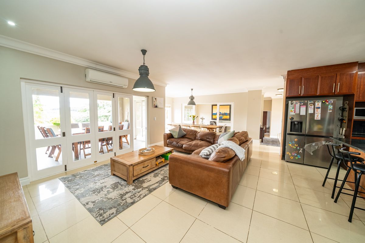 Private Erasmusrand Home With Modern Luxury - Photo 5