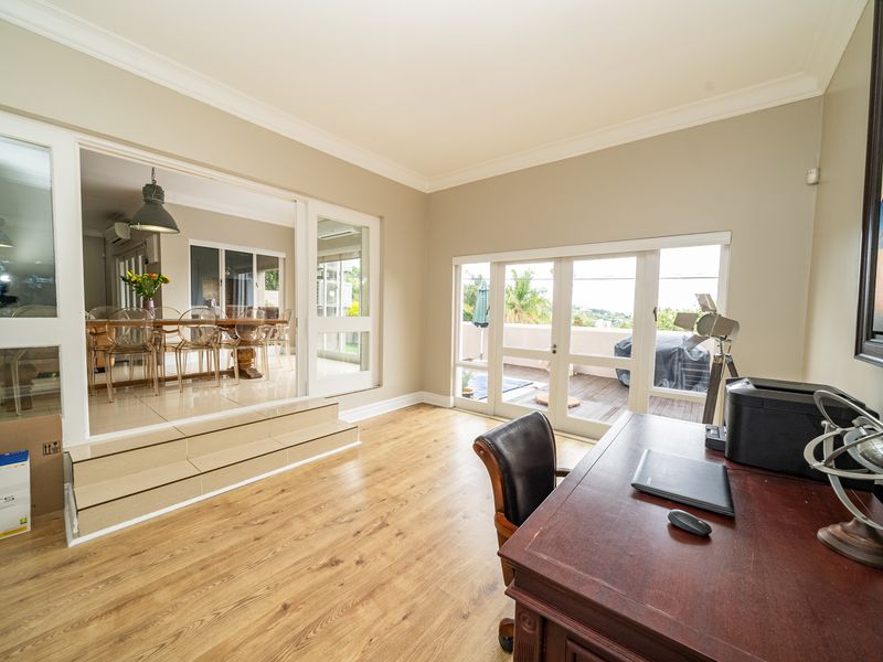 Private Erasmusrand Home With Modern Luxury - Photo 10