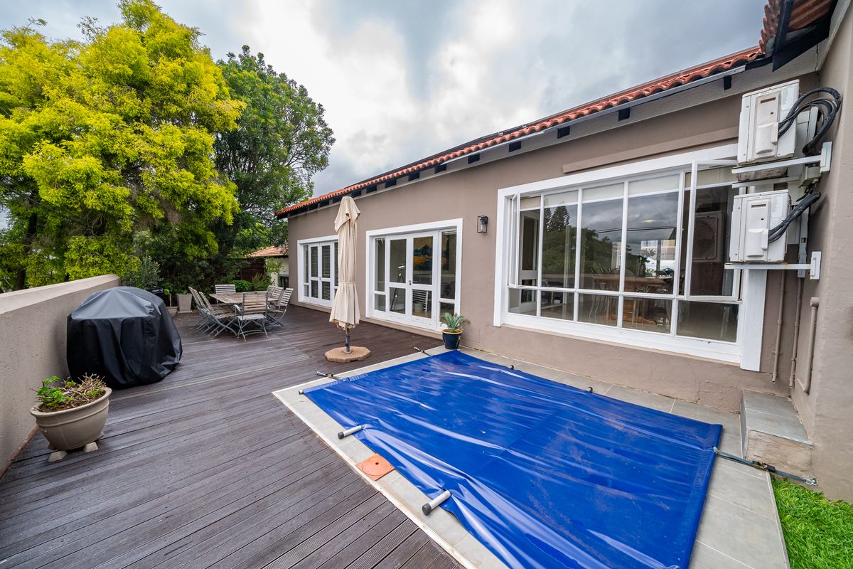 Private Erasmusrand Home With Modern Luxury - Photo 2