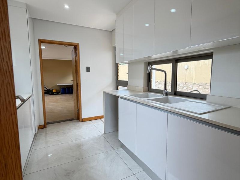 Exquisite Newly Renovated Coastal Residence with Breathtaking Panoramic Sea Views - Photo 9