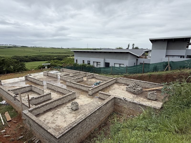 Foundations have been lain, now you finish it according to your specs - Photo 4