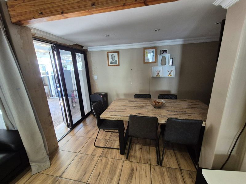 Modern 3 Bedroom House Magalieskruin - Photo 5