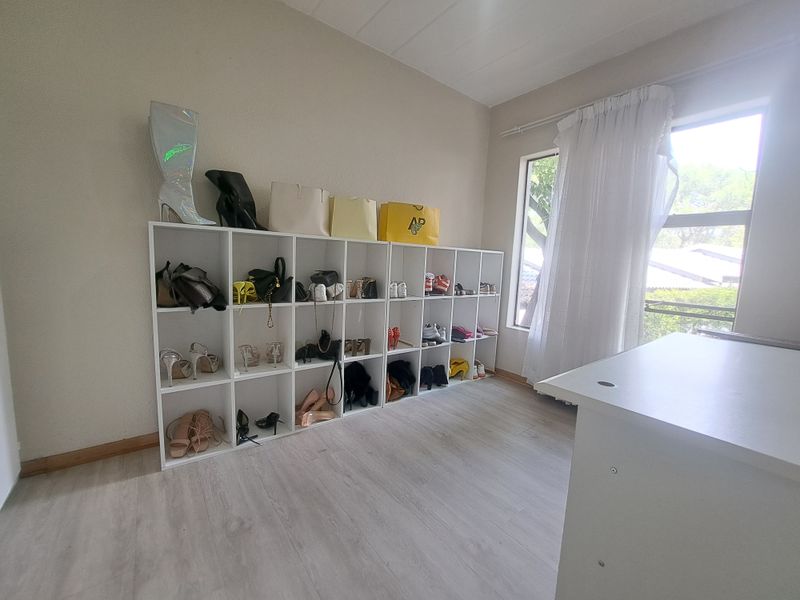 stunning 2 bedroom apartment in Morningside - Photo 4