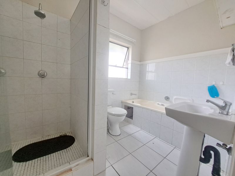 stunning 2 bedroom apartment in Morningside - Photo 7