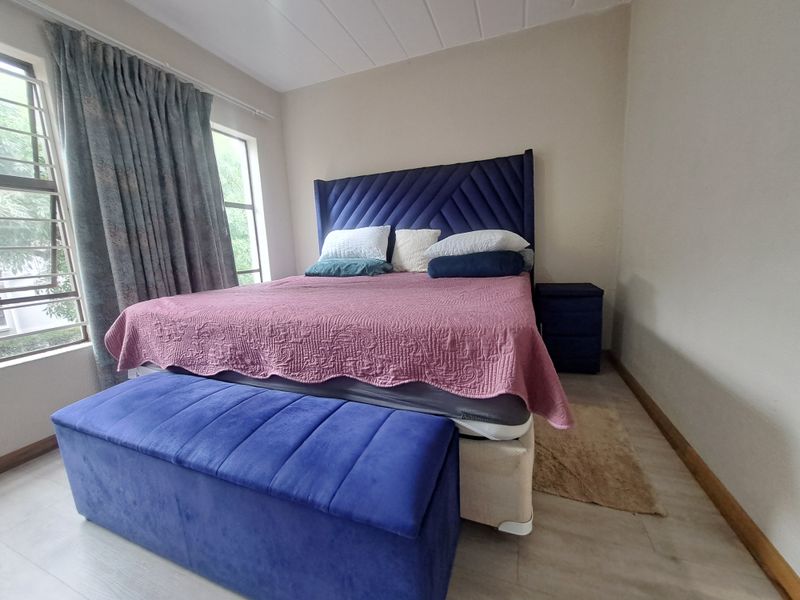 stunning 2 bedroom apartment in Morningside - Photo 3