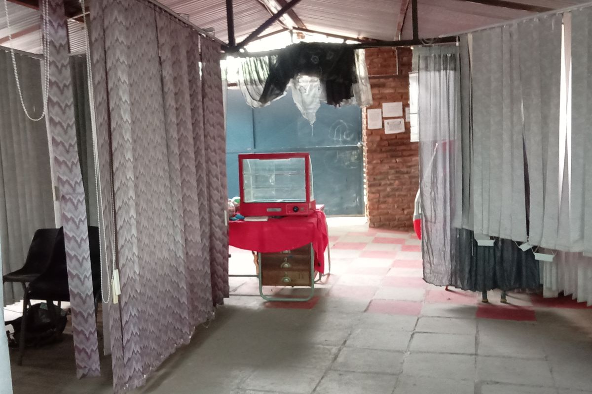 5 Bedroom House for Sale – Close to Schools - Photo 2