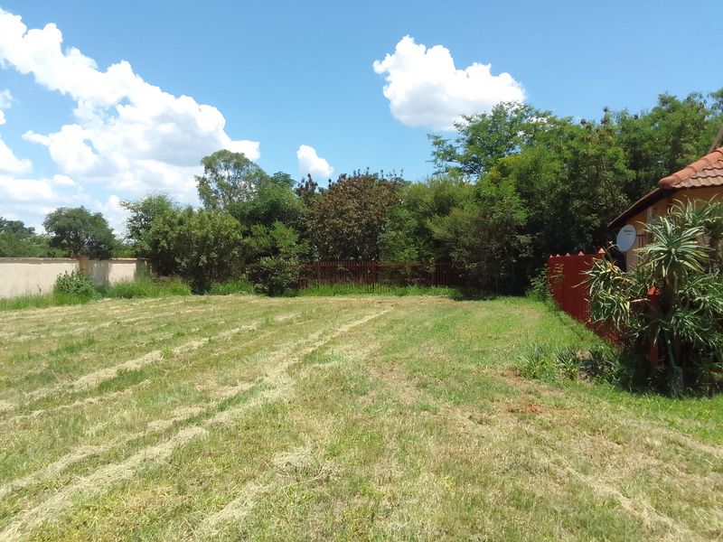 Shalom Estate, a secure and tranquil gated community designed for peaceful residential living. - Photo 4