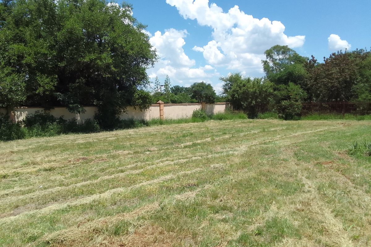 Shalom Estate, a secure and tranquil gated community designed for peaceful residential living. - Photo 3