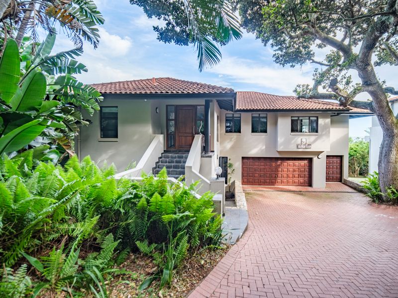 Ultra-Luxury Beachfront Living in Zimbali Beach Estate - Photo 2