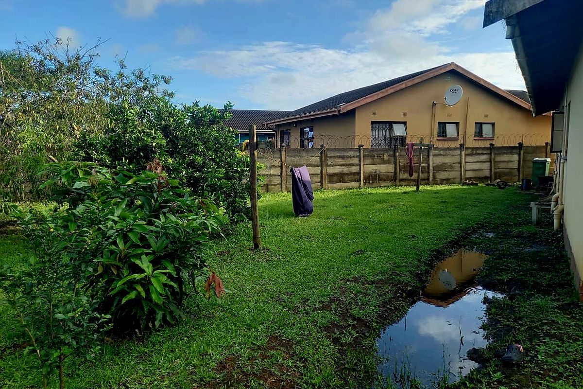 3 Bedroom House For Sale - Photo 4