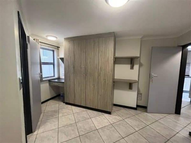 Modern 2 Bedroom Apartment Hatfield - Photo 9