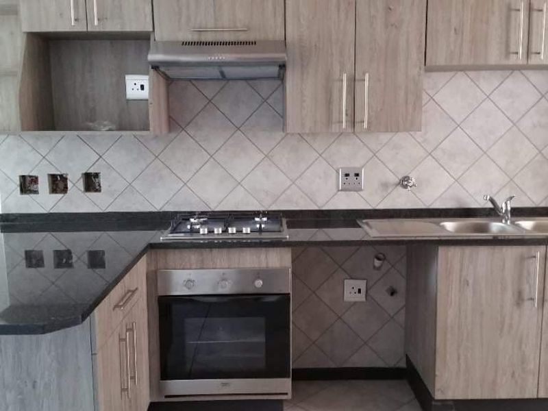 Modern 2 Bedroom Apartment Hatfield - Photo 2