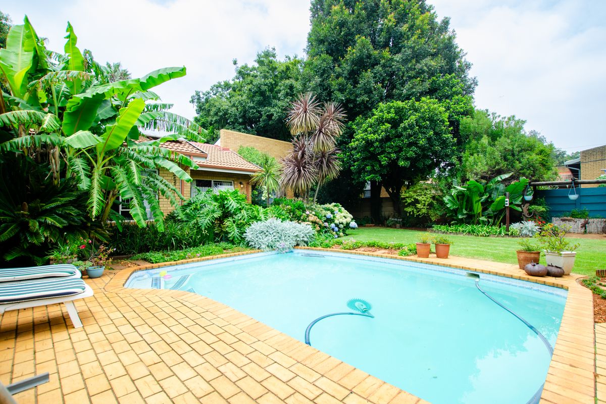 4 Bedroom Home in Boksburg West Enclosure - Photo 2