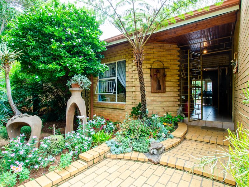 4 Bedroom Home in Boksburg West Enclosure - Photo 7