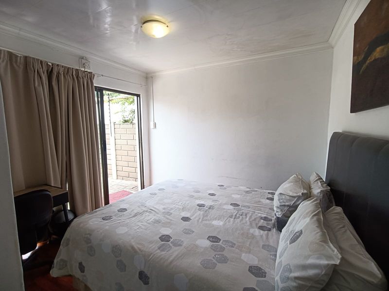 PRIME INVESTMENT OPPORTUNITY: 8-Bedroom Turnkey Asset. - Photo 6