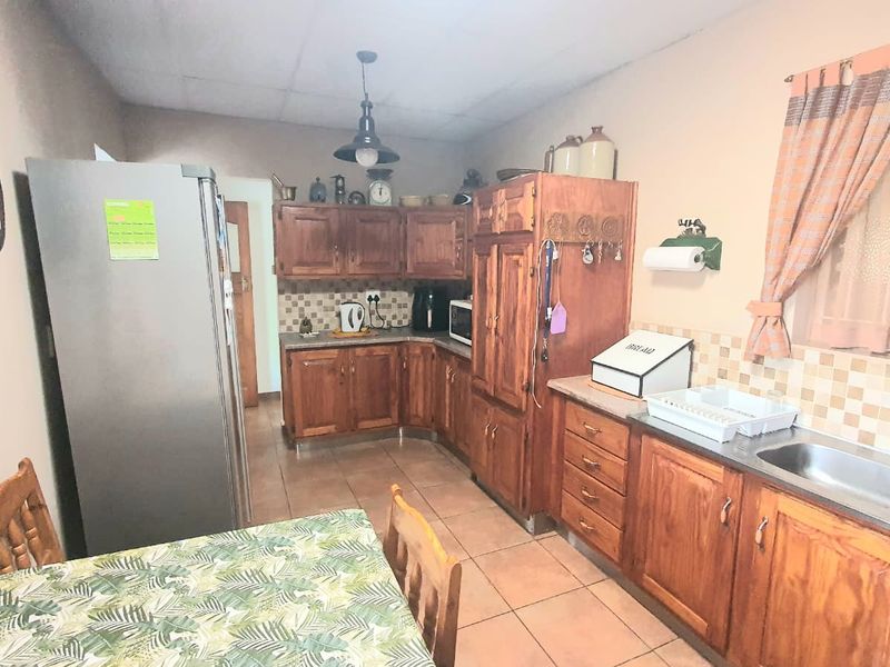 Beautiful Buy In SW 2 Situated In A Quite Street. - Photo 4