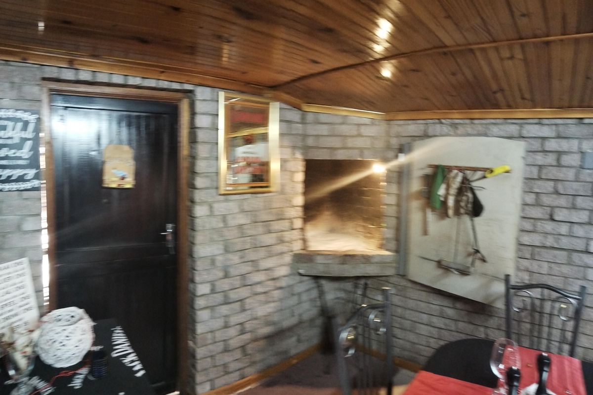 Home with flatlet in Strelitzia Park - Photo 4