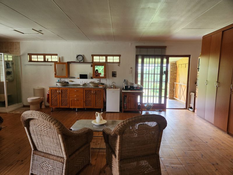 12,933 HA BANANA PROPERTY OFFERING THE BEST OF BOTH WORLDS - Photo 5
