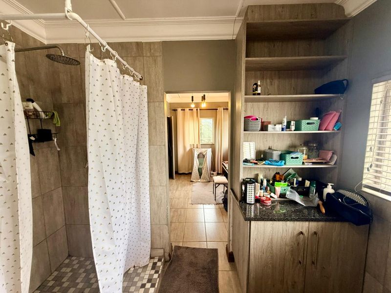 Spacious Family Home For Sale. - Photo 7