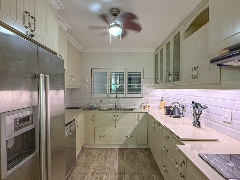 Prime Coastal Holiday Apartment – Willard’s Beach - Photo 9