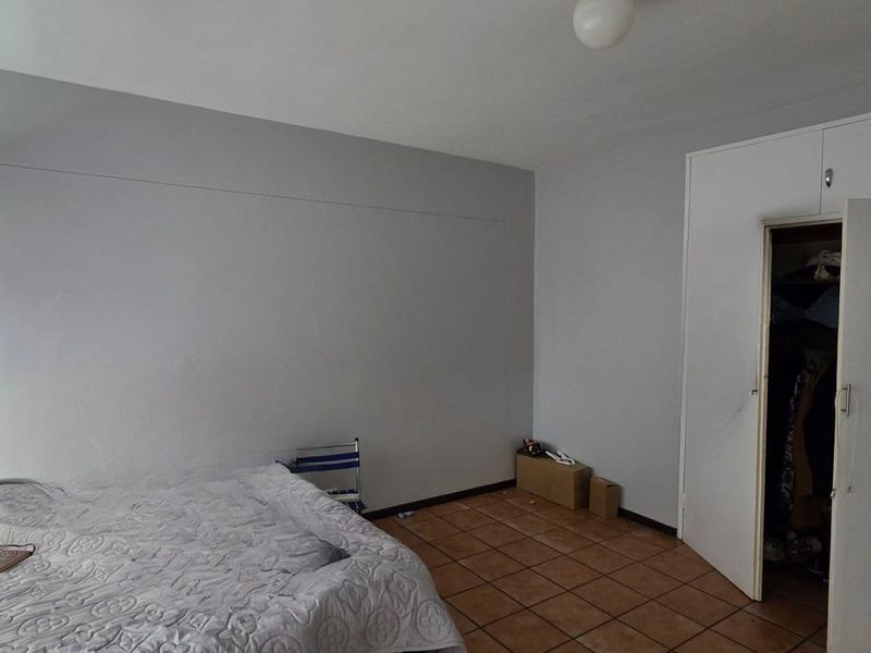 2 BEDROOM FLAT FOR SALE IN SW5. - Photo 9