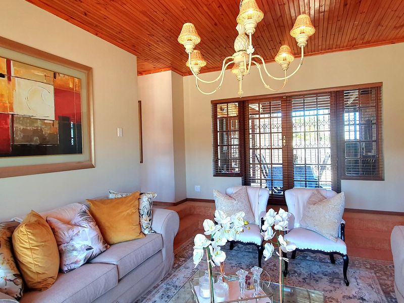 What a Spectacular Find in Winterhoek Park! - Photo 4