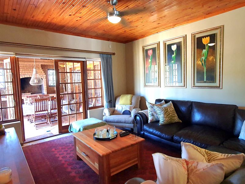 What a Spectacular Find in Winterhoek Park! - Photo 9