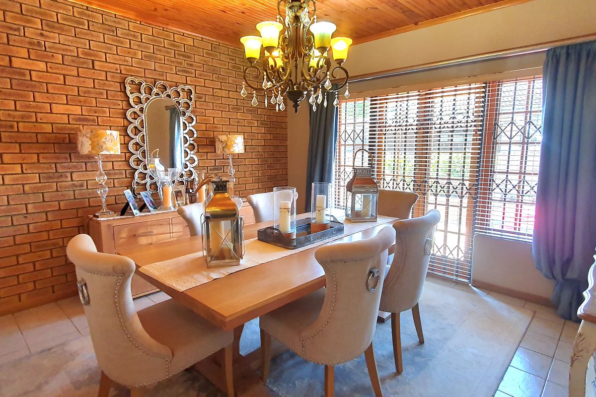 What a Spectacular Find in Winterhoek Park! - Photo 5