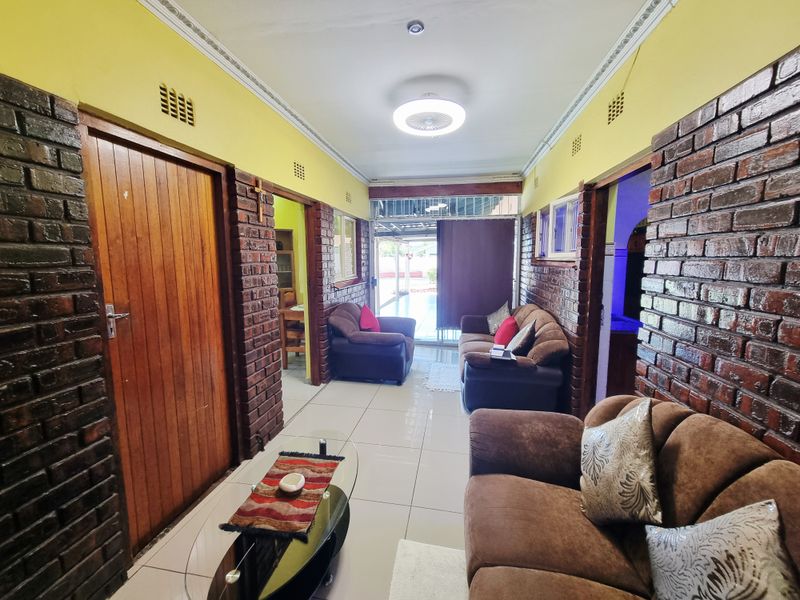 Beautiful house for sale - Photo 4