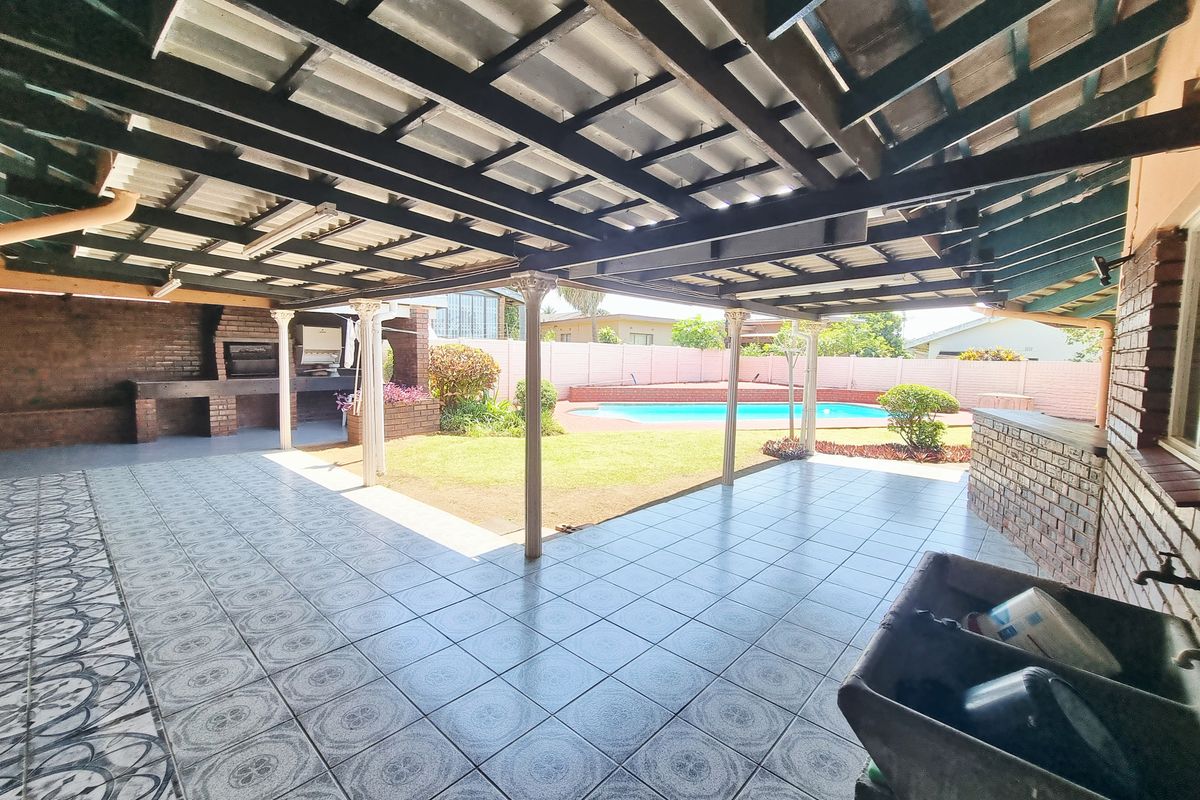 Beautiful house for sale - Photo 2