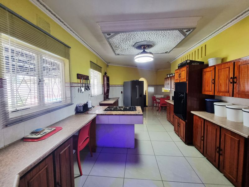 Beautiful house for sale - Photo 7