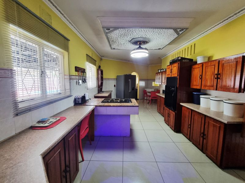 Beautiful house for sale - Photo 6