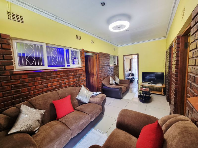 Beautiful house for sale - Photo 5