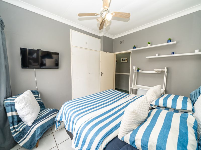 Entertainers family home (1489m2) available in Kenleaf,Brakpan - Photo 10