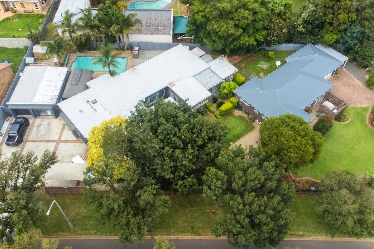 2 Properties On One Stand - Photo 5