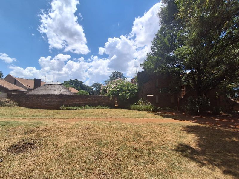 LOCATION!!LOCATION!! LOCATION!!! - 14 Bedrooms Student Housing opposite VUT. - Photo 2