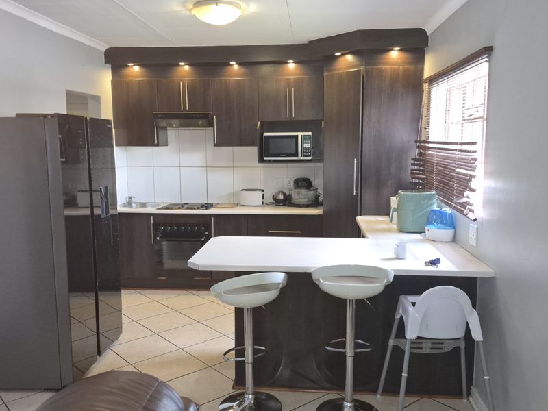 Great start family home in Hoeveldpark. - Photo 4