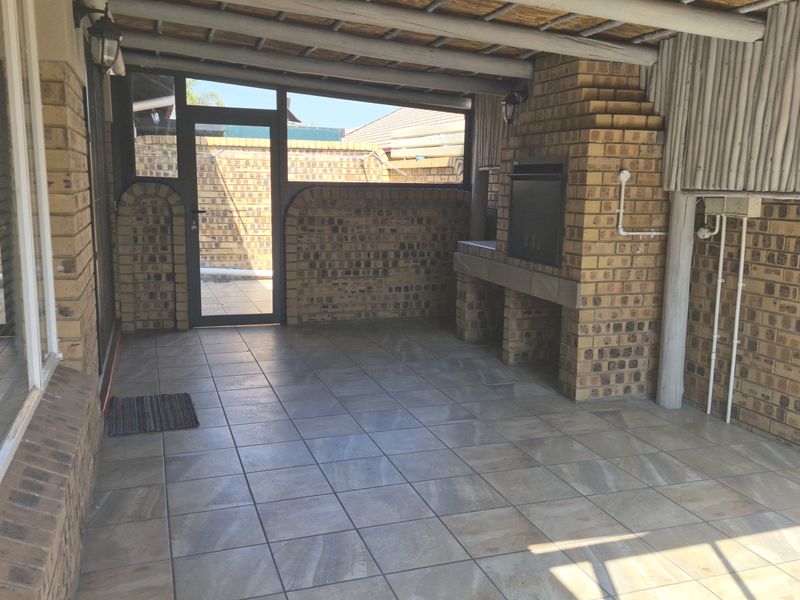 Charming townhouse in del Judor extension 4 - Photo 7