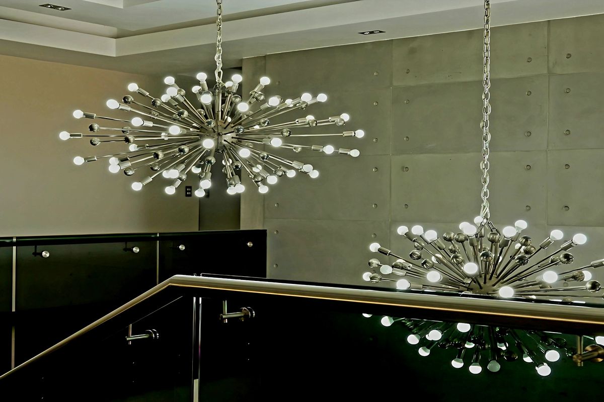 Discover your dream home, where elegance meets comfort in a perfect blend of style and functionality - Photo 3