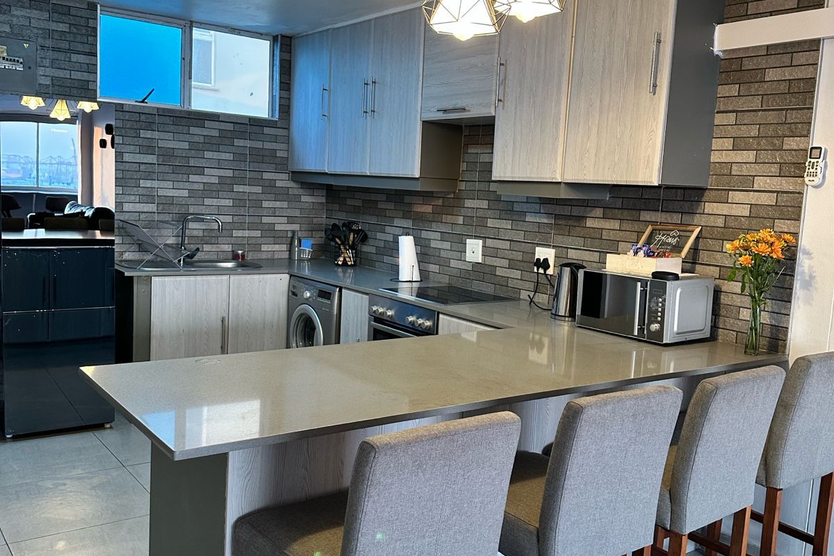 Apartment For Sale In Durban - Photo 3