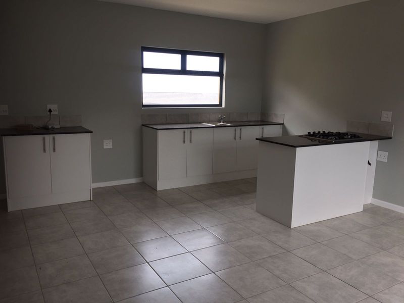Newly built 2 bedroom duplex apartment - Umlele Springs in Kidds Beach - available 1 June 2026 - Photo 3