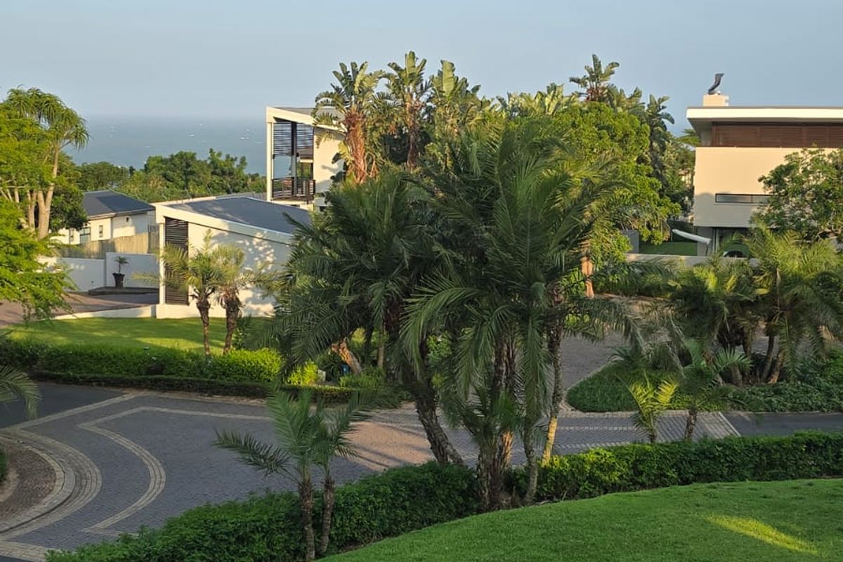 Elegant Coastal Estate Living in Nkwazi Ridge - Photo 3