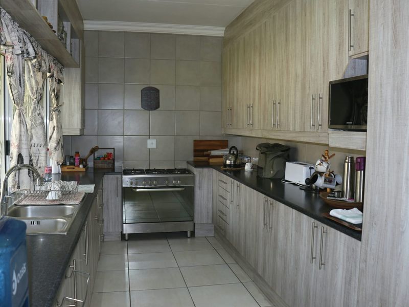 Family Home with Dual Rental Potential - Photo 2