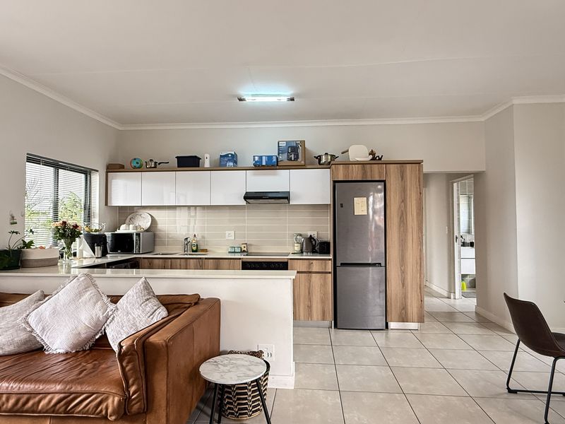 Modern 2-Bedroom Luxury Apartment in Ballito Hills Estate – Comfort, Style & Prime Location - Photo 6